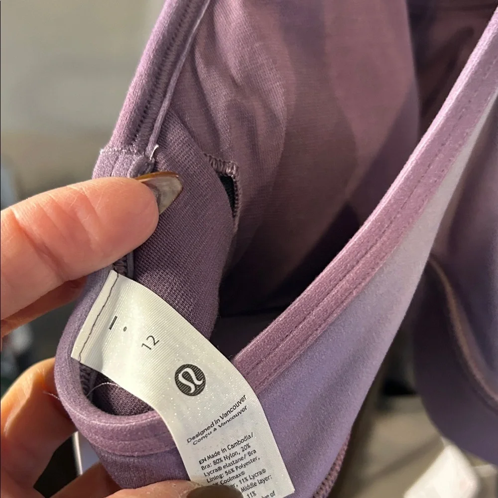 Lululemon NWT FLIW Y NULU Women's Gradient Sports Bra